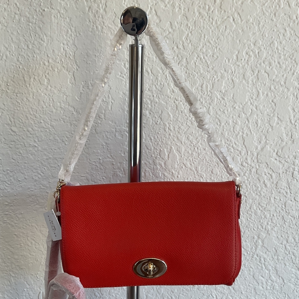 NWT Coach Cross-grain Cardinal Wristlet Ruby Red
